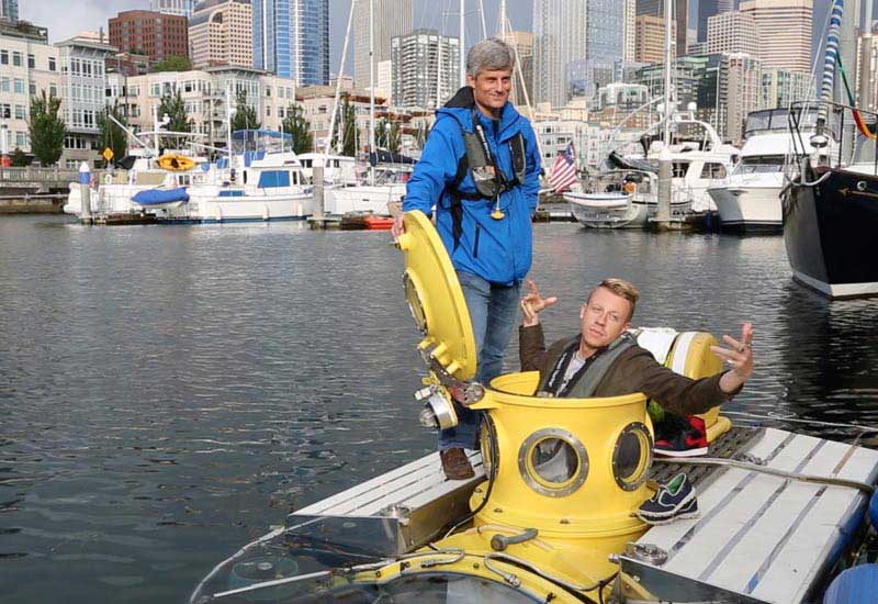 Link to Sixgill Shark Expedition Photo Gallery